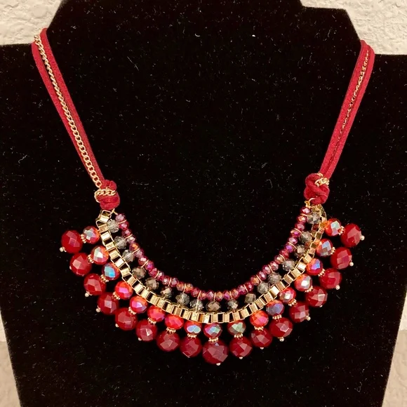 Necklace by Ali Khan New York. Beautiful. Pre Owned. Excellent Condition. - Picture 7 of 17